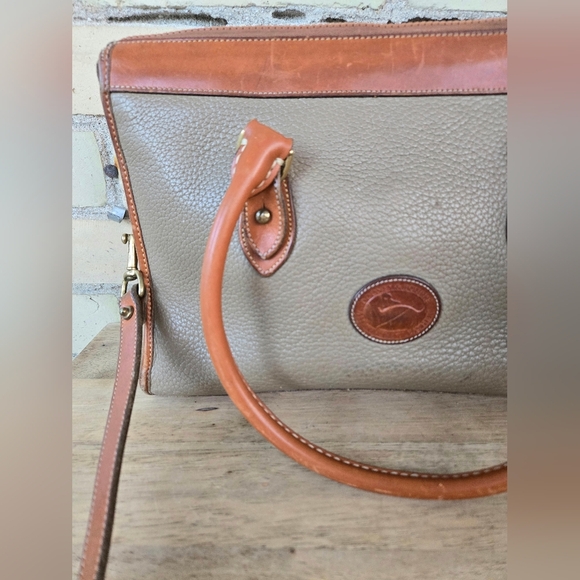 Dooney & Bourke Handbag - Picture 3 of 16